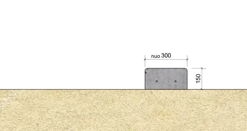 	Ant stabilaus smėlio/skaldos pagrindo išliejamas apatinis laiptelis