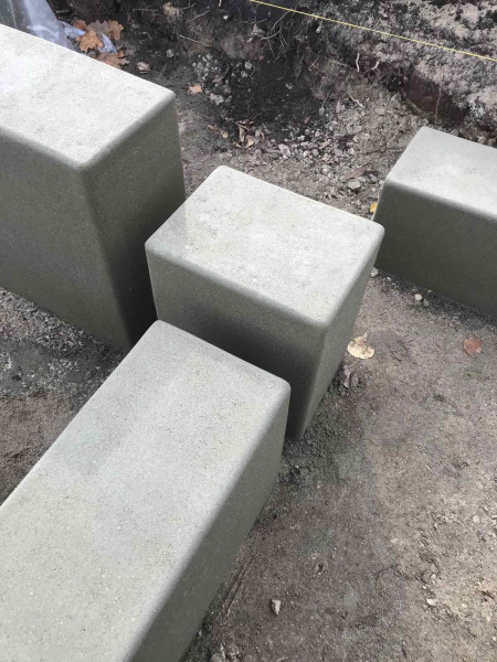 netradiciniai ir nestandartiniai originalūs betono gaminiai